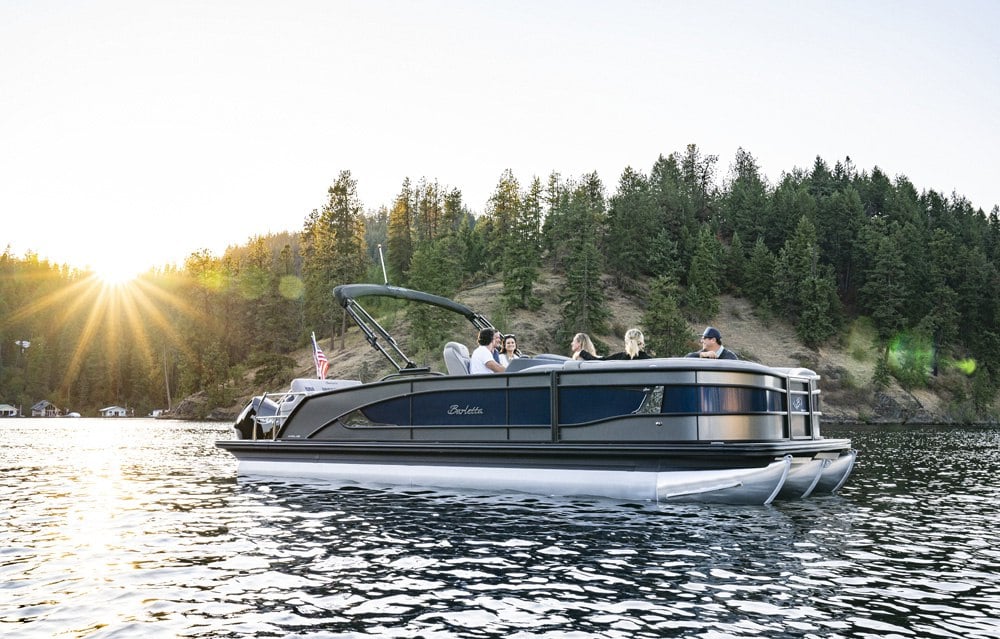 9-types-of-pontoon-boats-how-to-choose-the-best-one-for-you